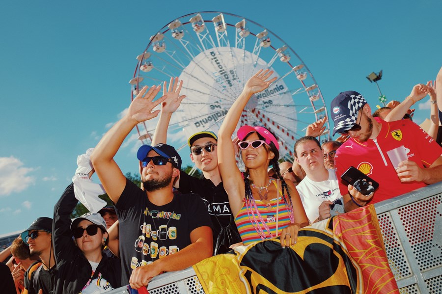 8CD89078-46A0-4F5A-BDE6-3F8B21B4F1A4